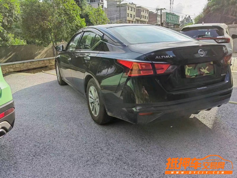 宜春20年日產天籟6