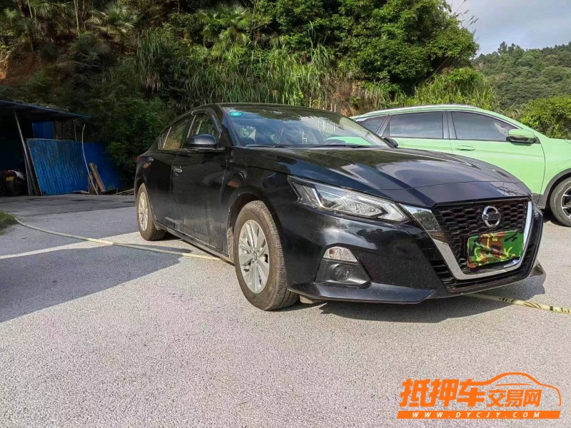 宜春20年日產天籟1