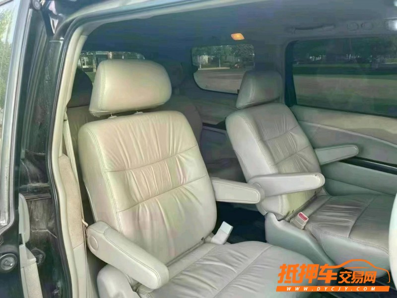 枣庄12年本田艾力绅4