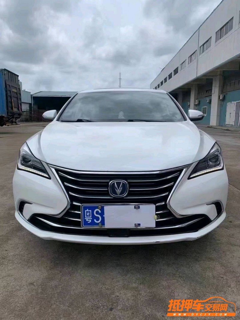 中山18年長安汽車逸動1