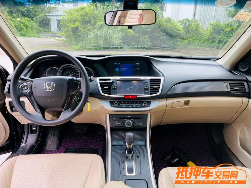 深圳14年本田雅阁5