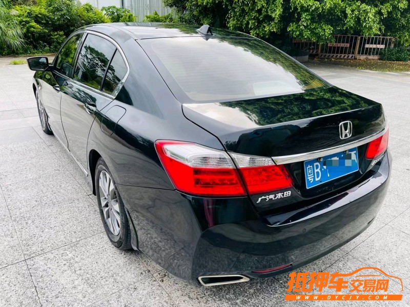 深圳14年本田雅阁8
