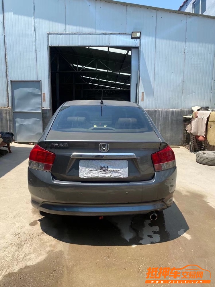 青岛10年本田锋范7