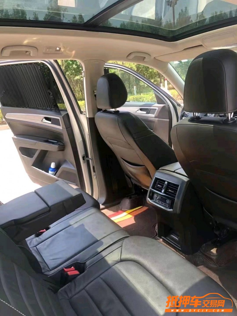 潍坊17年大众途昂6