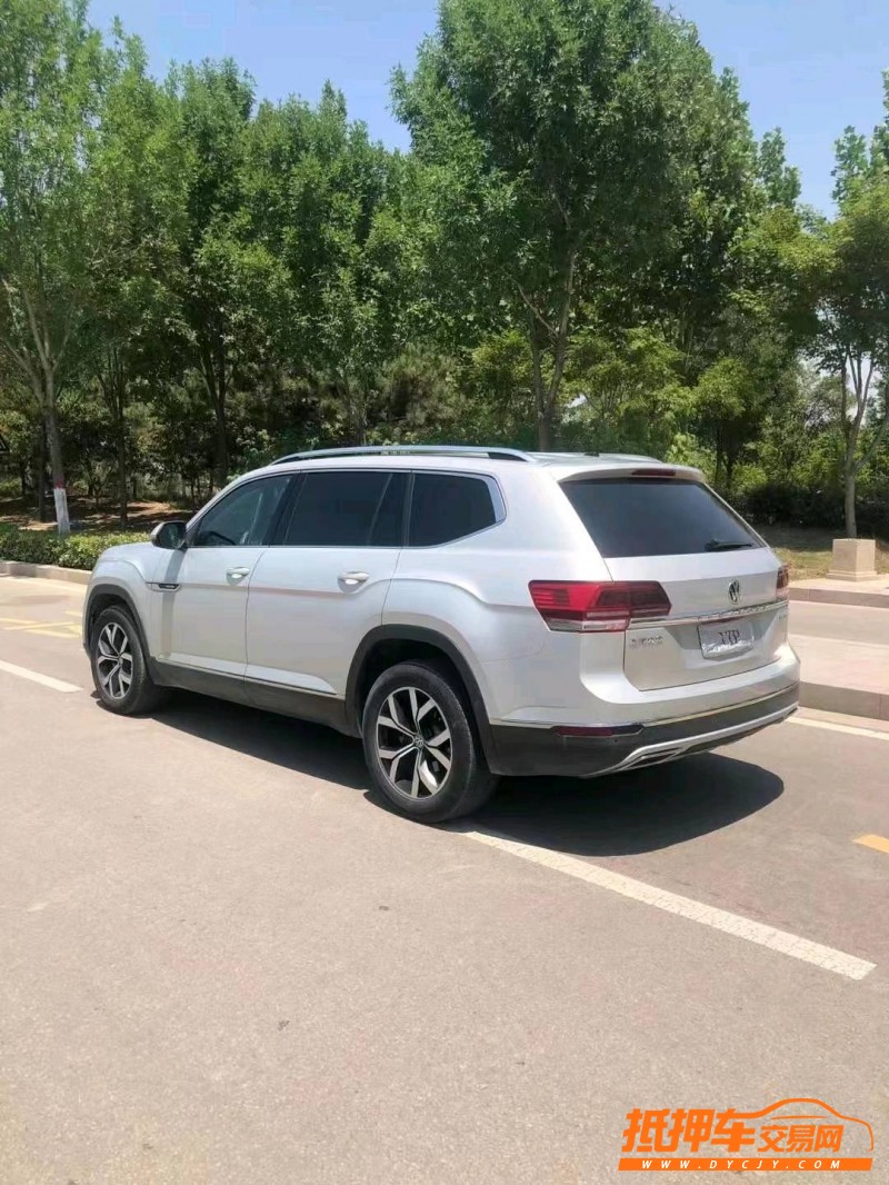 潍坊17年大众途昂7