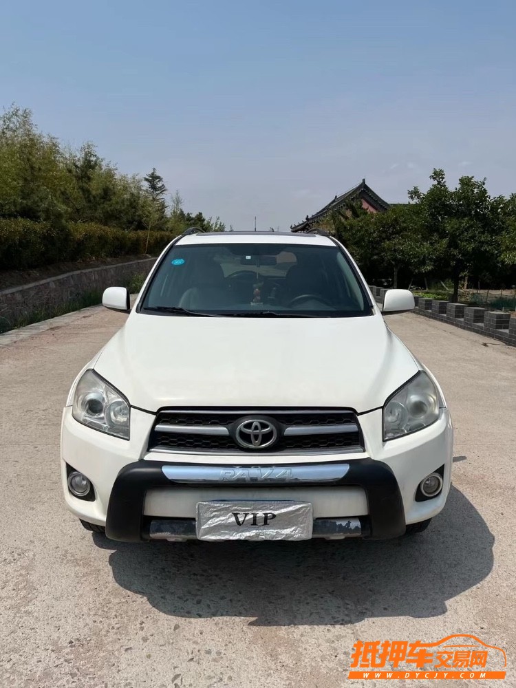 青岛10年丰田RAV41