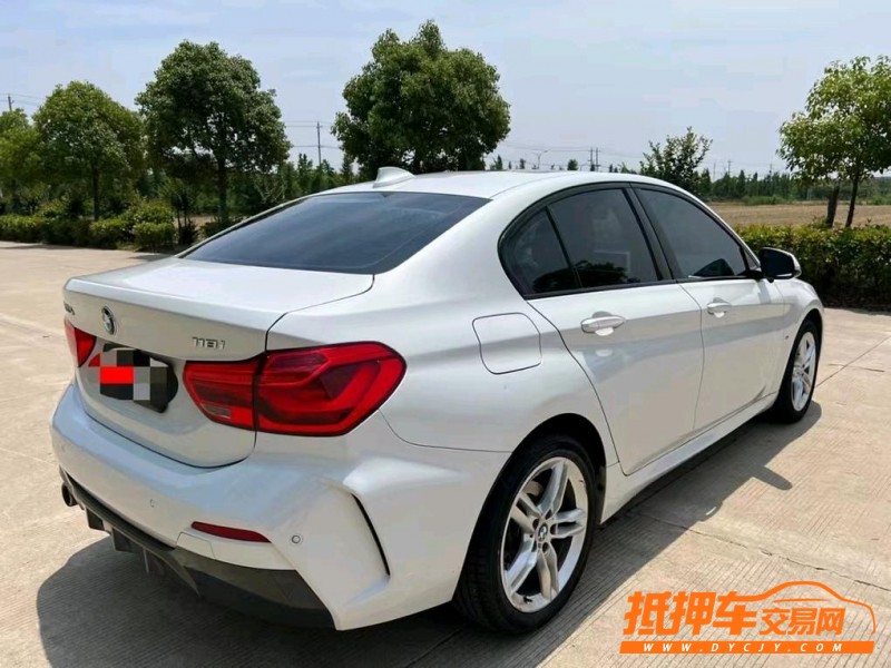 盐城19年宝马1系9