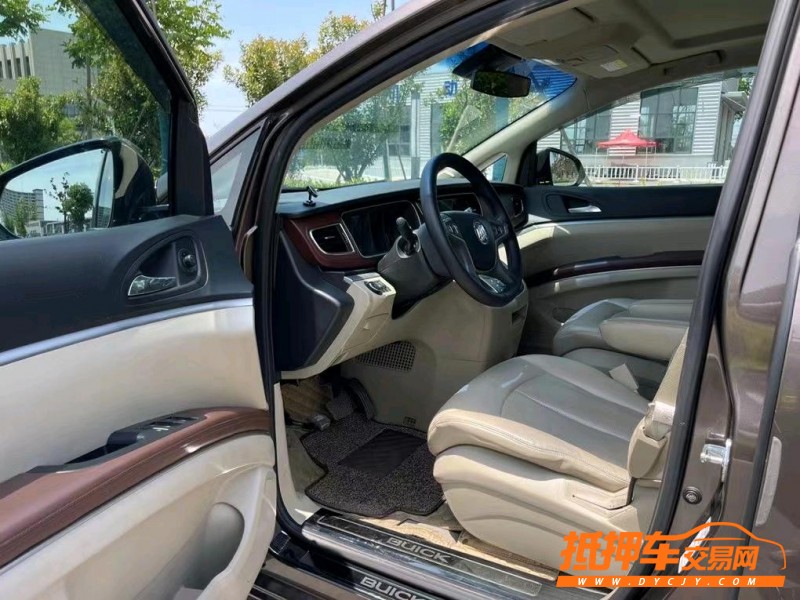 盐城19年别克GL82
