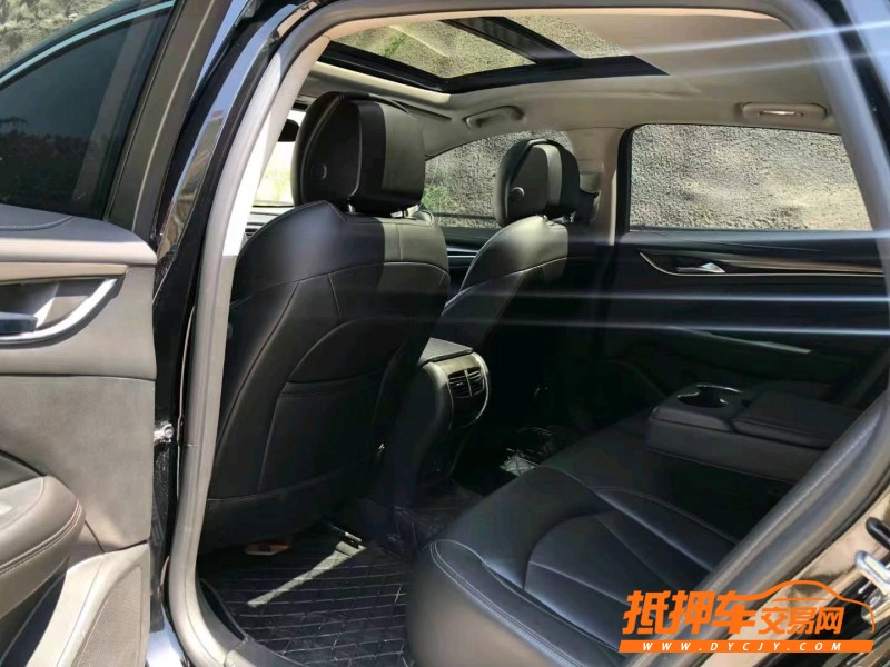 潍坊18年别克君越6