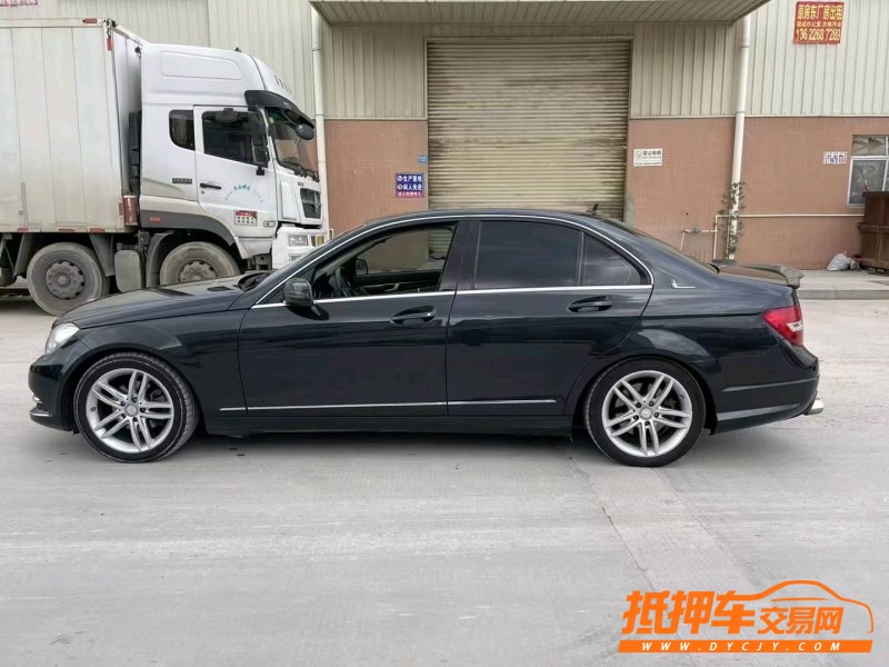 东莞13年奔驰C8