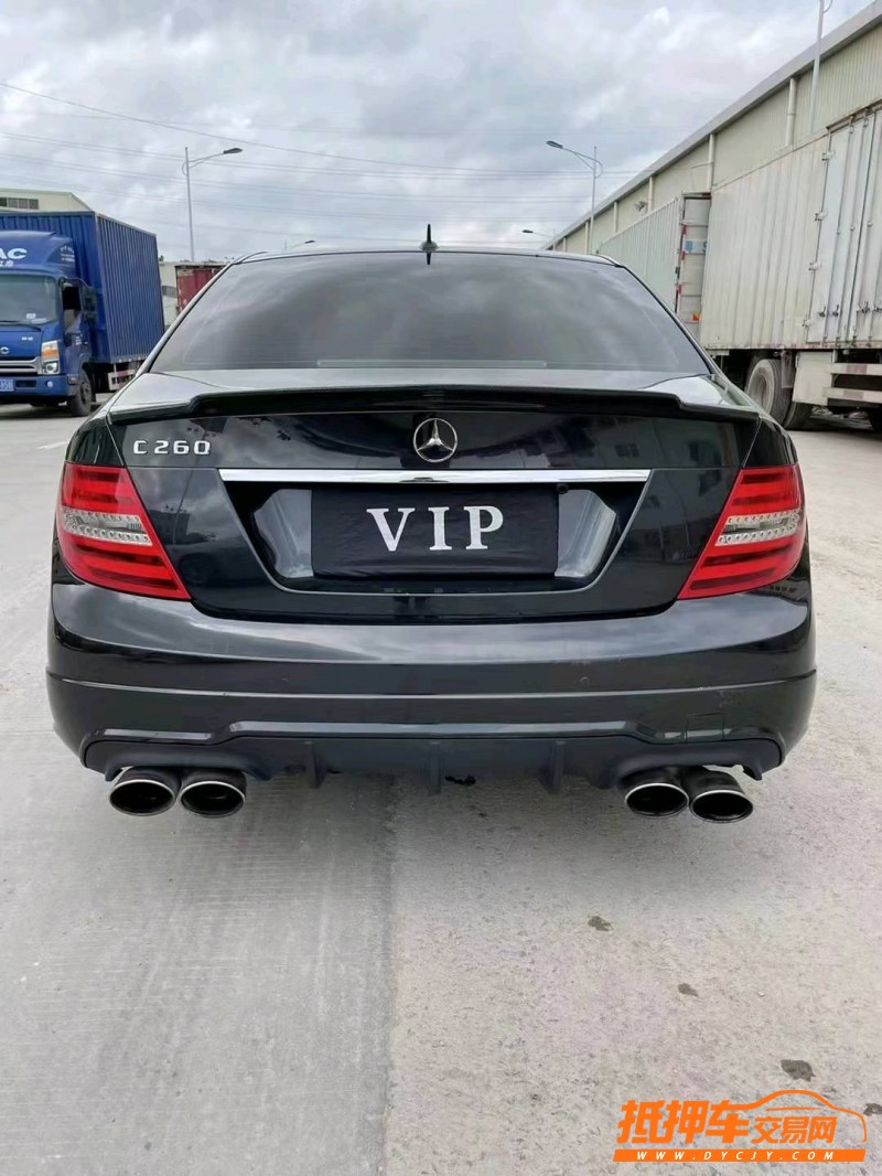 东莞13年奔驰C9