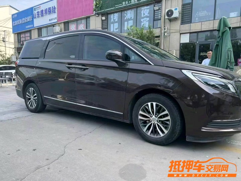 烟台17年别克GL82