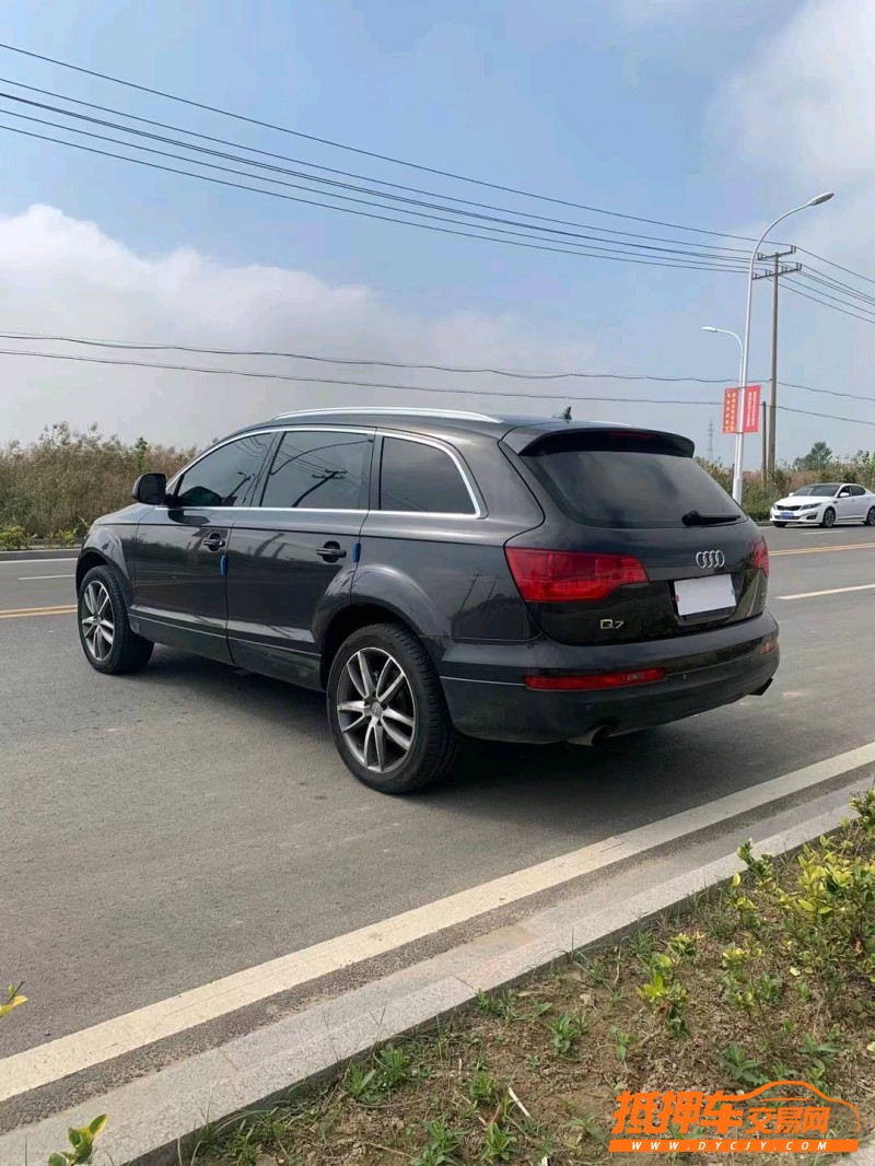 宿遷11年奧迪Q77