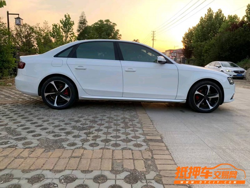 徐州13年奥迪A4L7