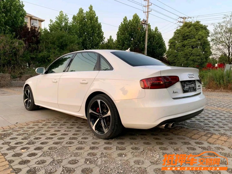 徐州13年奥迪A4L8