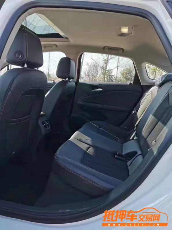 徐州21年别克威朗4