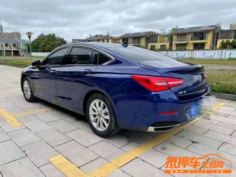 黔西南19年紅旗H55