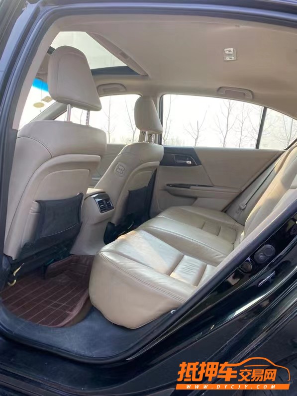 徐州13年本田雅阁6