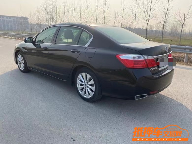 徐州13年本田雅阁7