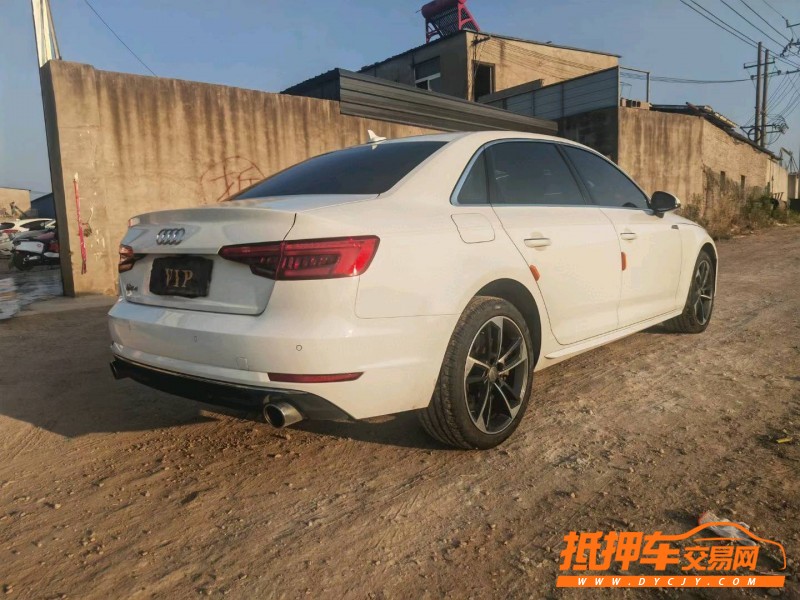蚌埠17年奧迪A4L7