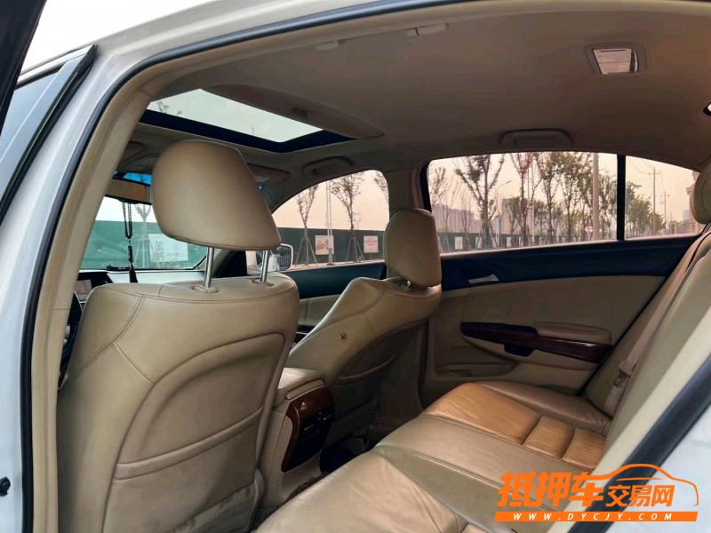 盐城12年本田雅阁4