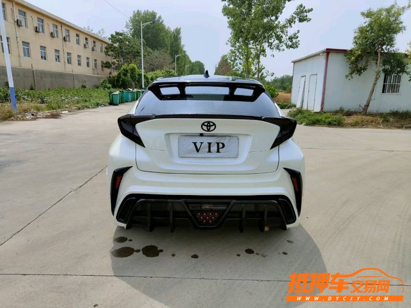 北京21年丰田CHR9