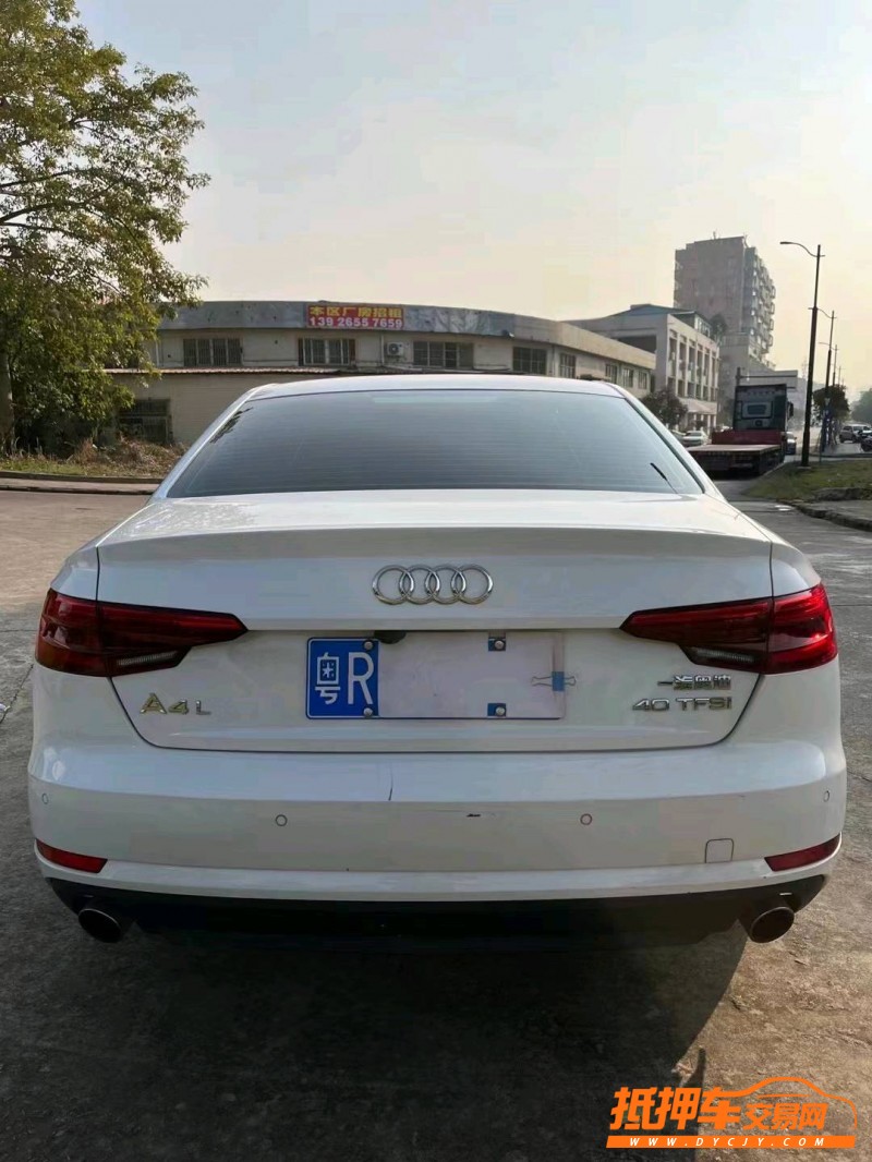 江門17年奧迪A4L8