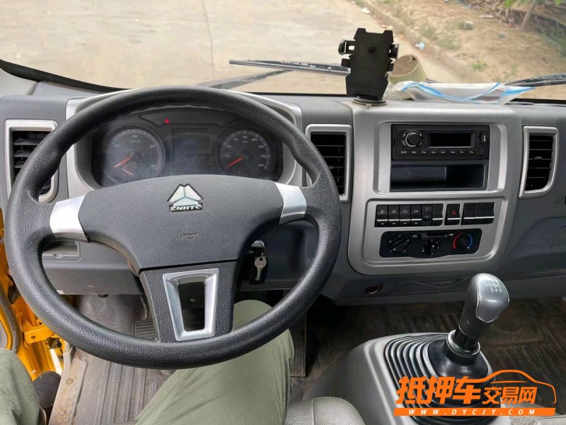 徐州21年卡車系列重汽豪沃5