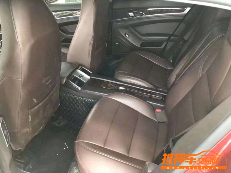 潍坊11年保时捷帕拉梅拉5