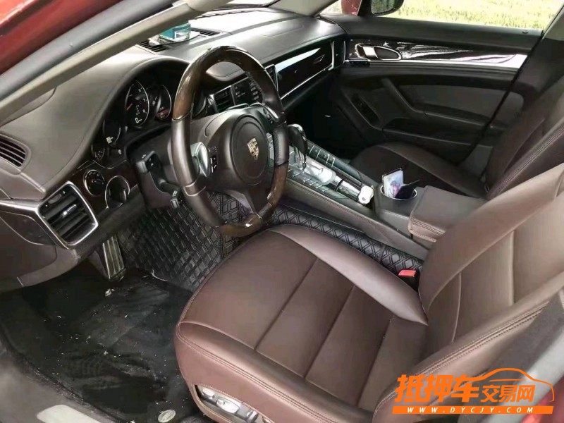 潍坊11年保时捷帕拉梅拉8