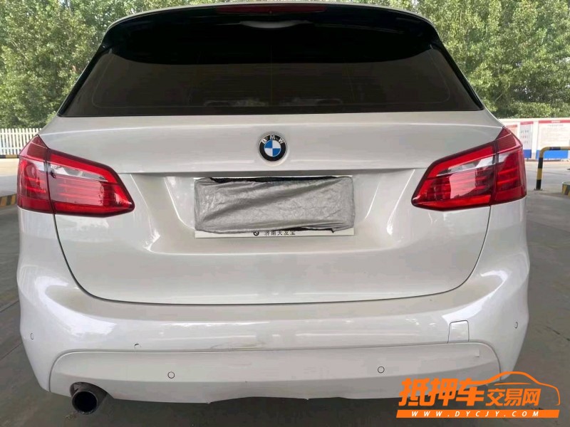 潍坊17年宝马2系2