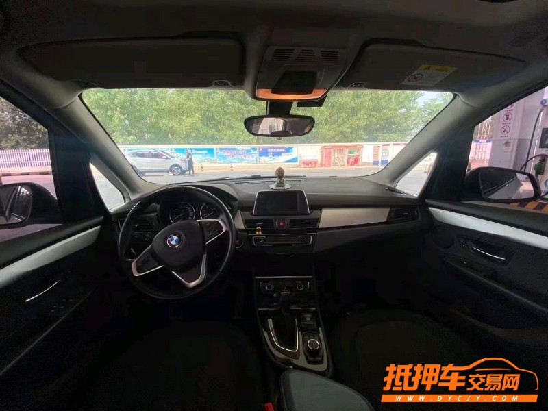 潍坊17年宝马2系4