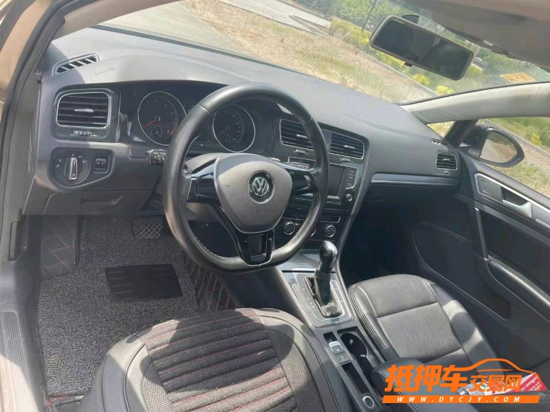 潍坊17年大众高尔夫2