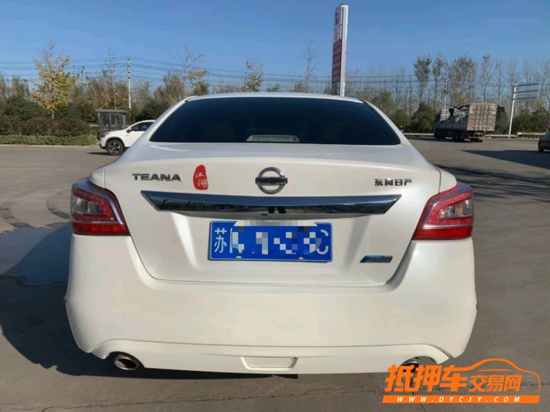 徐州15年日產天籟5