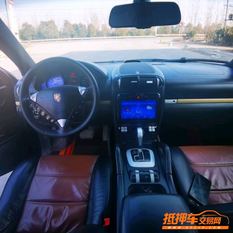 徐州10年保时捷卡宴7