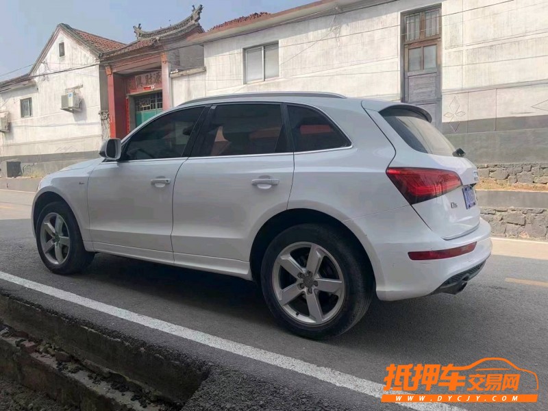 萊蕪18年奧迪Q52
