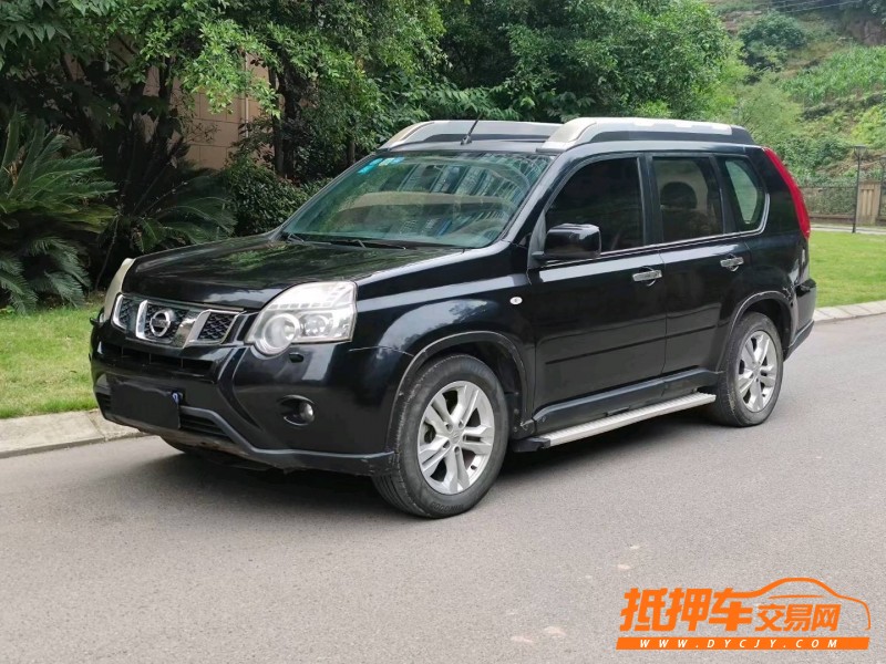 重慶12年日產奇駿5