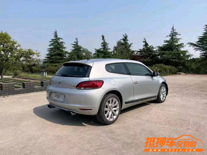 潍坊11年大众尚酷5