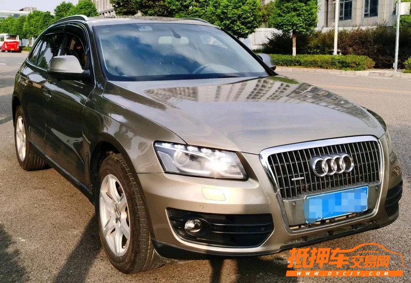 重慶13年奧迪Q54