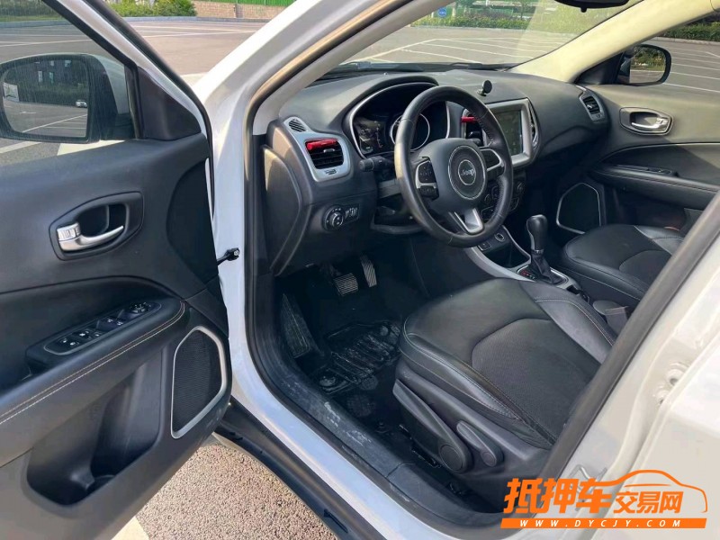 鄂州19年Jeep指南者7