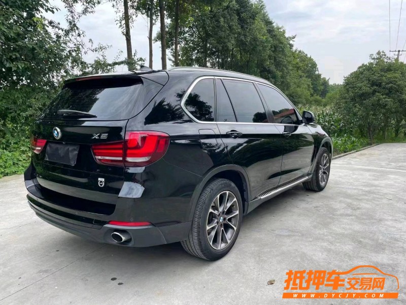 成都16年寶馬X56