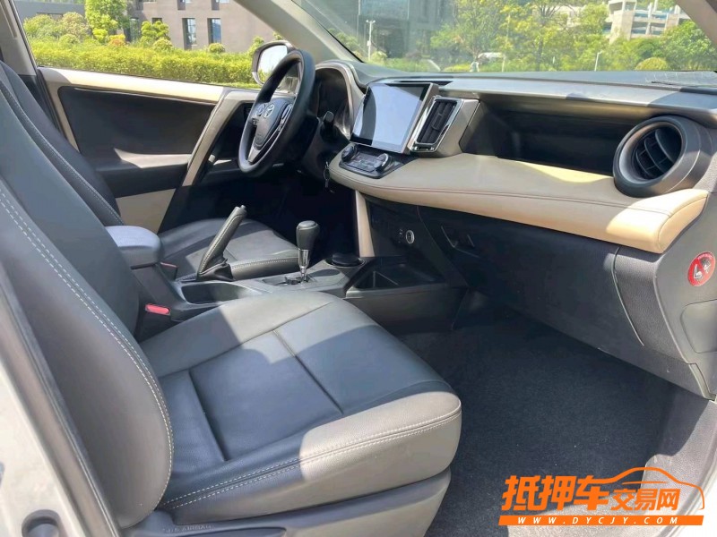 鄂州16年豐田RAV4榮放4