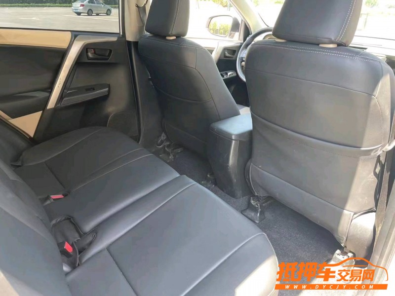 鄂州16年豐田RAV4榮放7