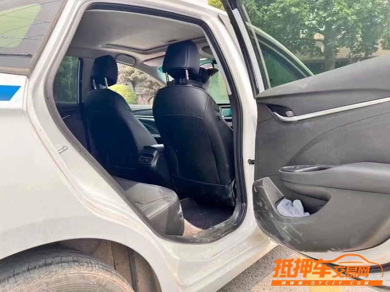 青岛20年别克英朗6