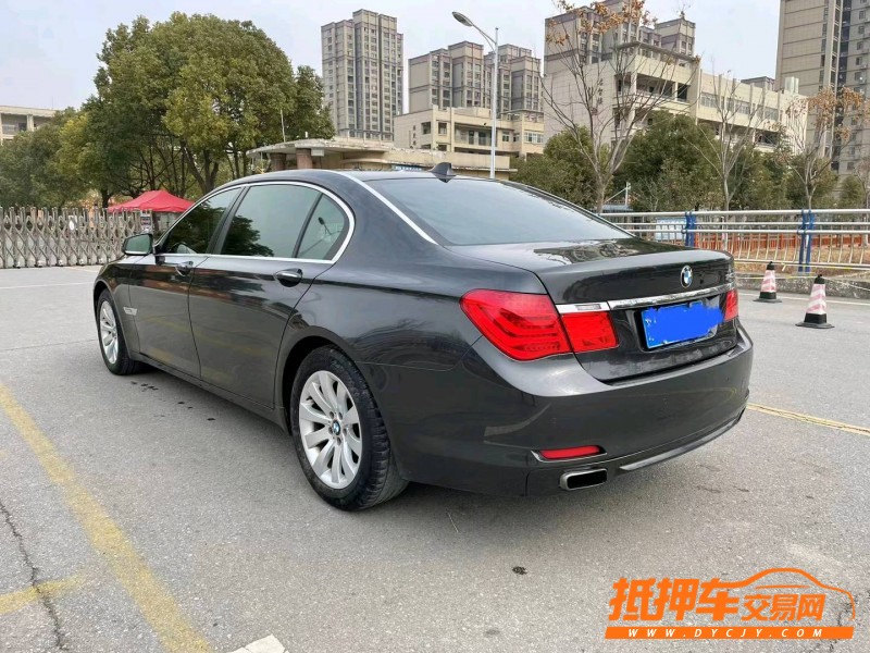 徐州11年宝马7系6