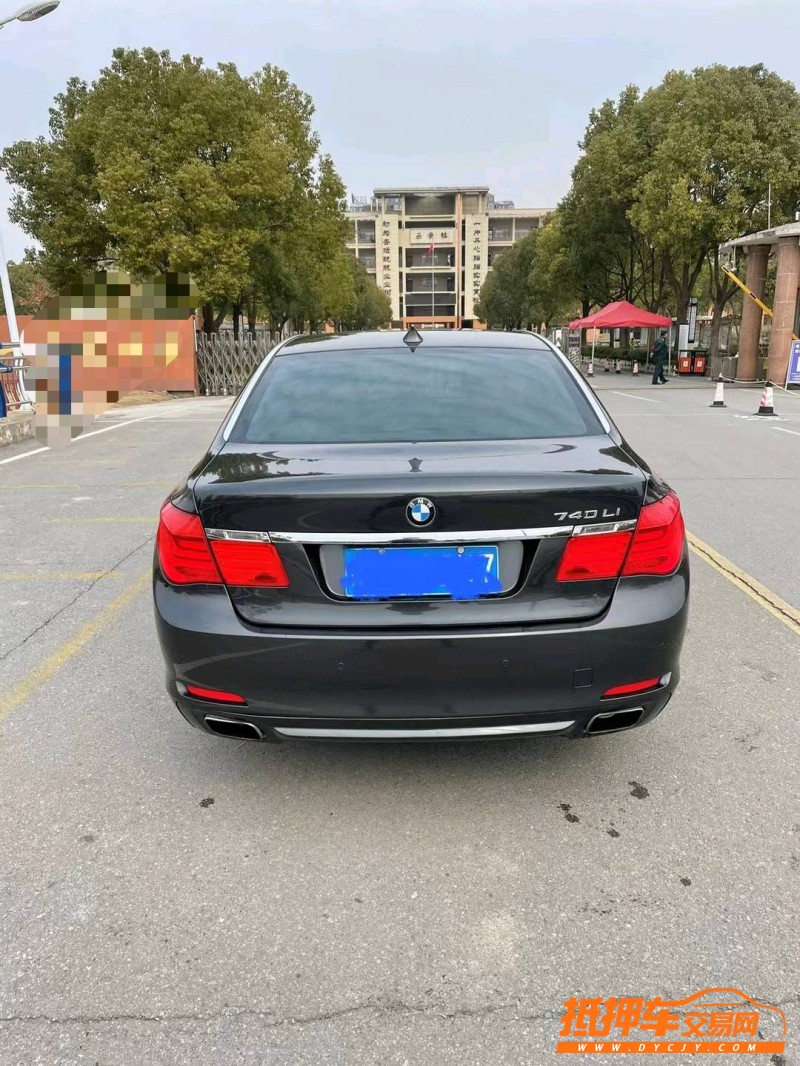 徐州11年宝马7系8