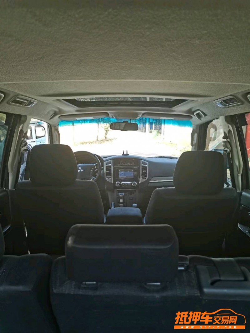 潍坊18年三菱帕杰罗4