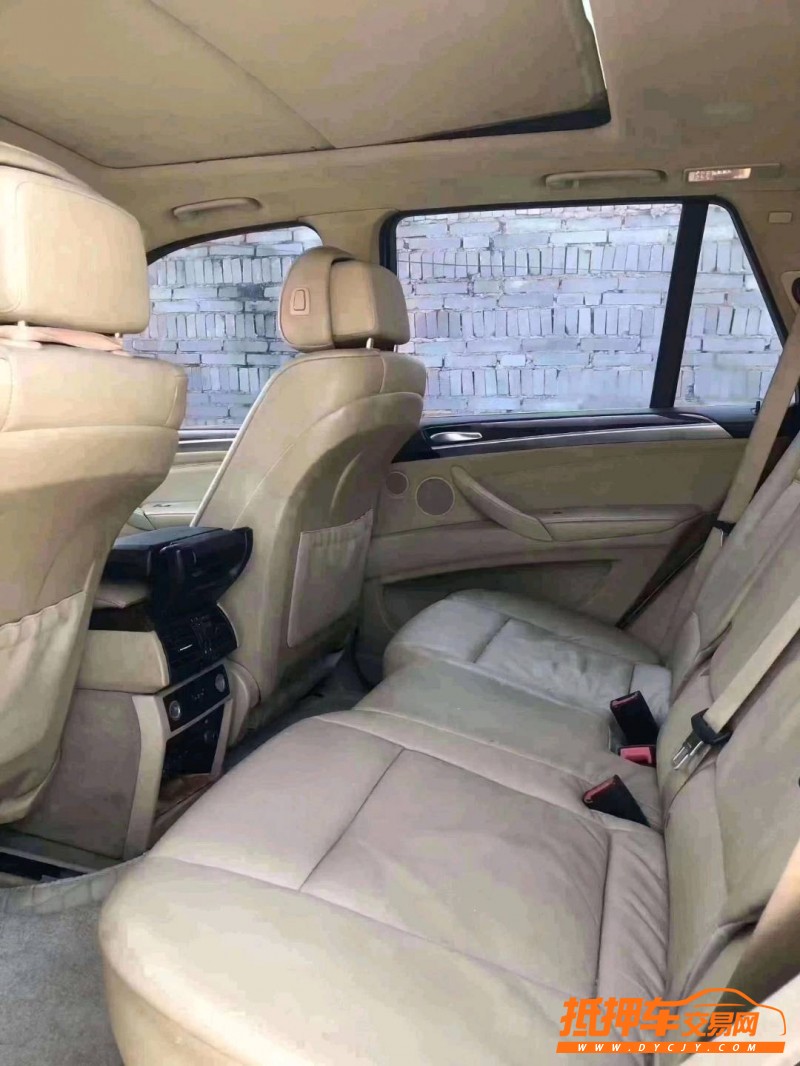 北京10年宝马X58