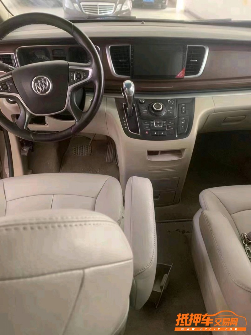 潍坊17年别克GL88