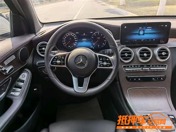 廈門19年奔馳GLC3